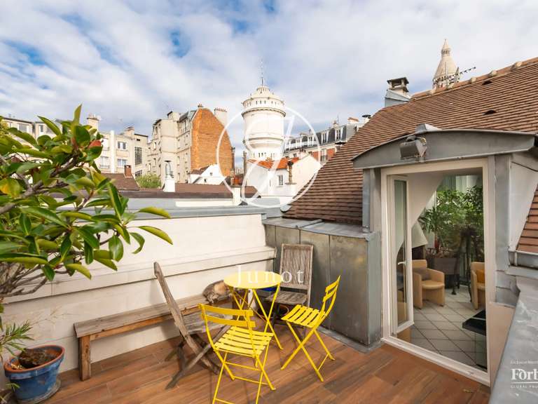 Maison Paris 18e - 4 chambres - 161m²