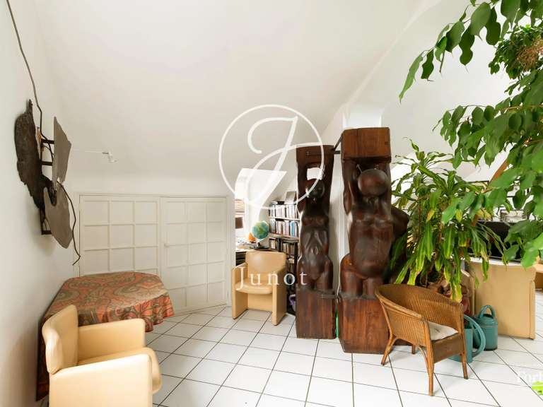 Maison Paris 18e - 4 chambres - 161m²