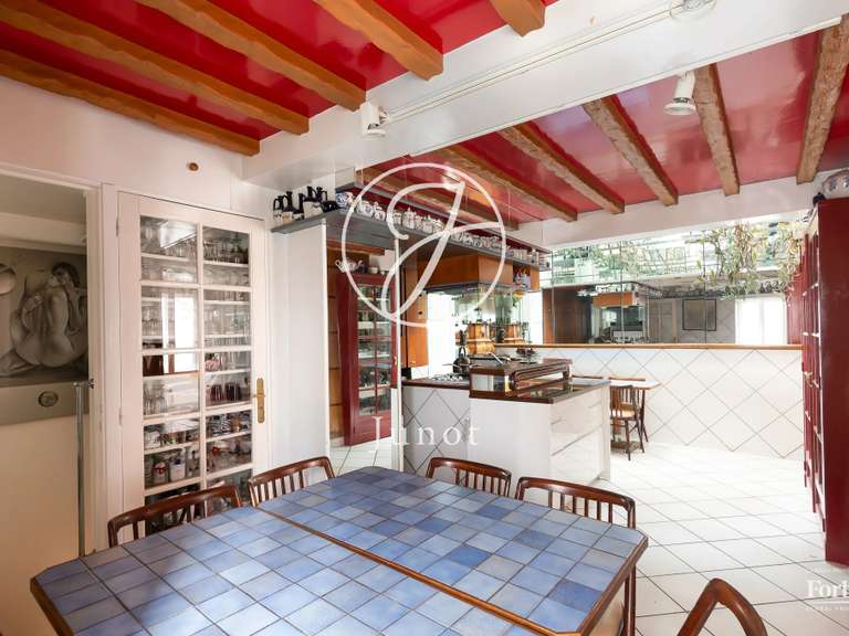 Maison Paris 18e - 4 chambres - 161m²