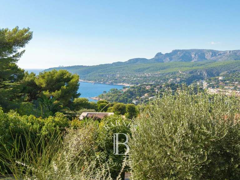 Maison Cassis - 5 chambres - 251m²