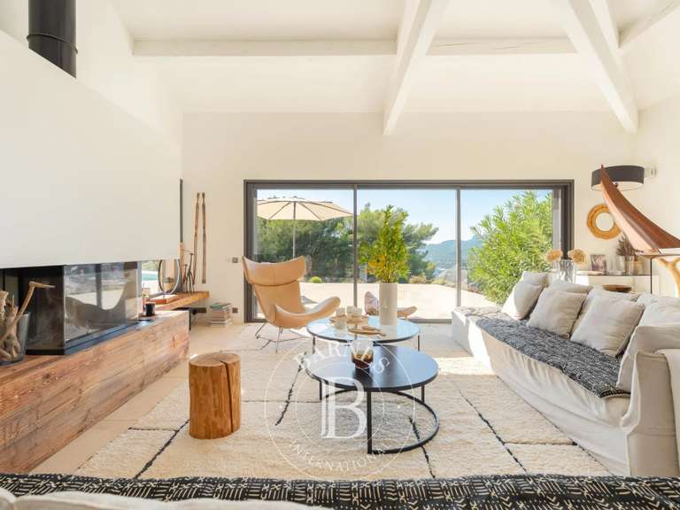 Maison Cassis - 5 chambres - 251m²