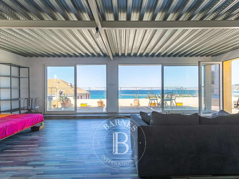 Maison Marseille 8e - 2 chambres - 180m²