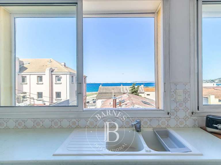 Maison Marseille 8e - 2 chambres - 180m²