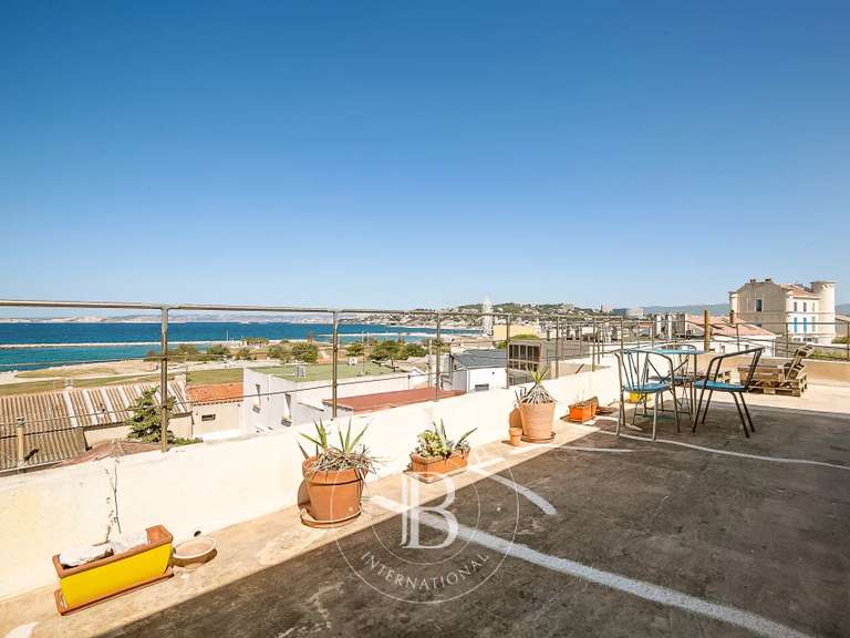 Maison Marseille 8e - 2 chambres - 180m²