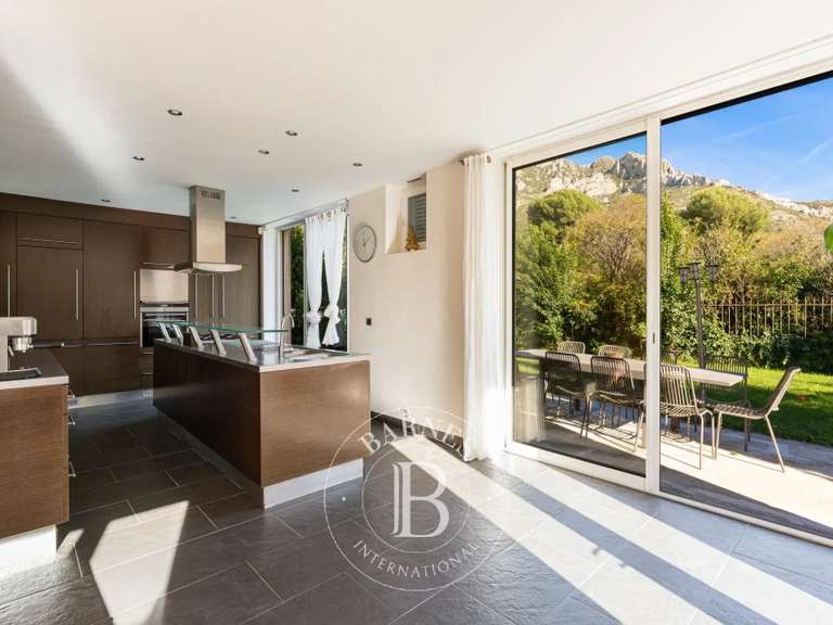 Maison Marseille 9e - 4 chambres - 314m²