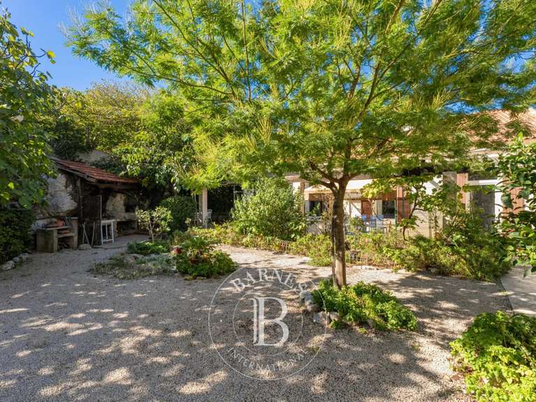Maison Marseille 8e - 4 chambres - 132m²