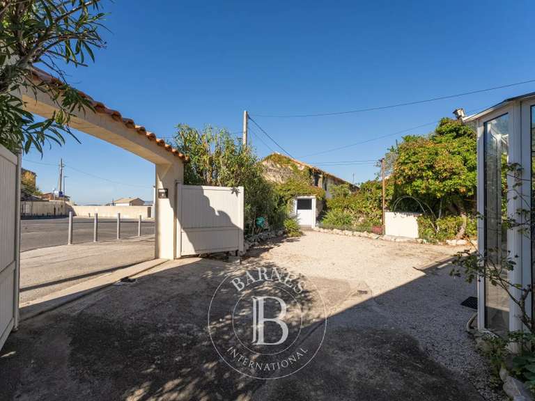Maison Marseille 8e - 4 chambres - 132m²