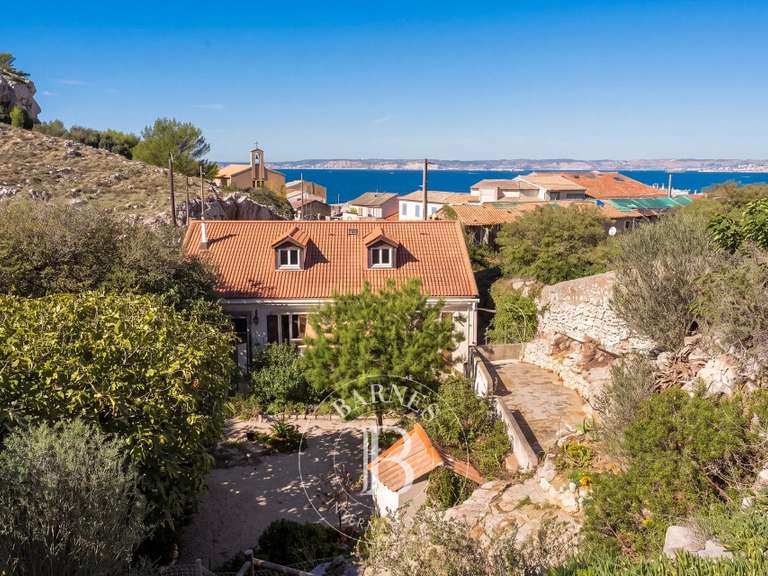 Maison Marseille 8e - 4 chambres - 132m²