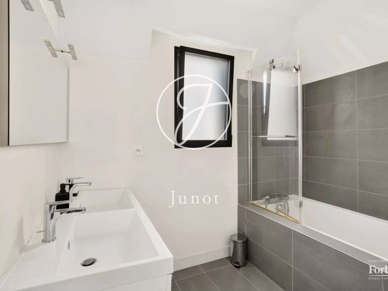 Maison Croissy-sur-Seine - 5 chambres - 159m²