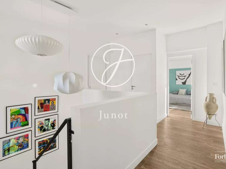 Maison Croissy-sur-Seine - 5 chambres - 159m²