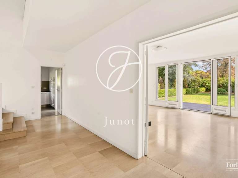 Maison Croissy-sur-Seine - 4 chambres - 200m²