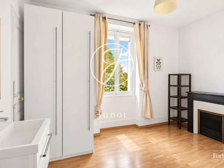 Maison Chatou - 7 chambres - 311m²