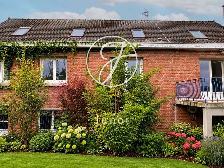 Maison Marcq-en-Baroeul - 3 chambres - 168m²
