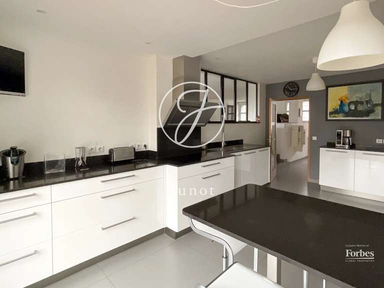 Maison Lille - 4 chambres - 211m²
