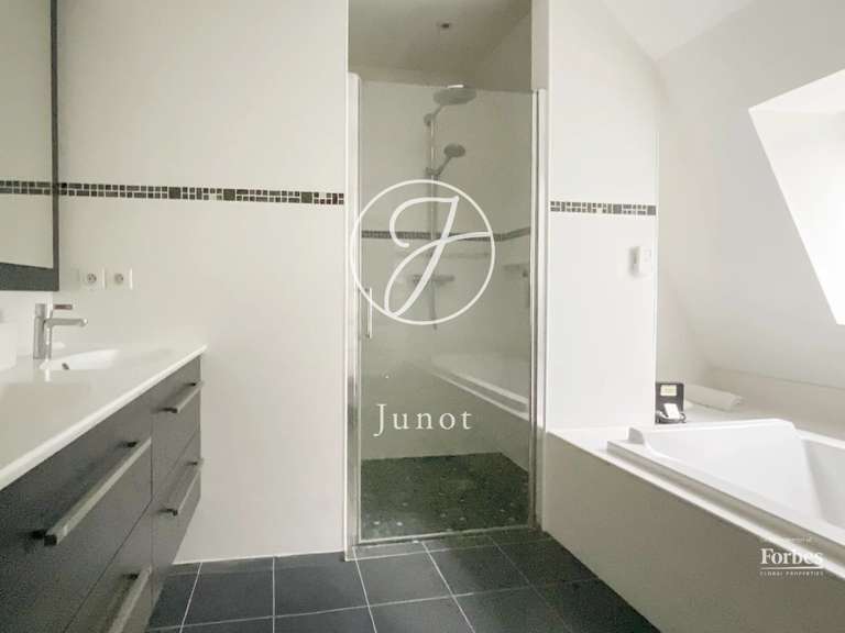 Maison Lille - 4 chambres - 211m²