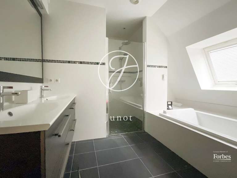 Maison Lille - 4 chambres - 211m²