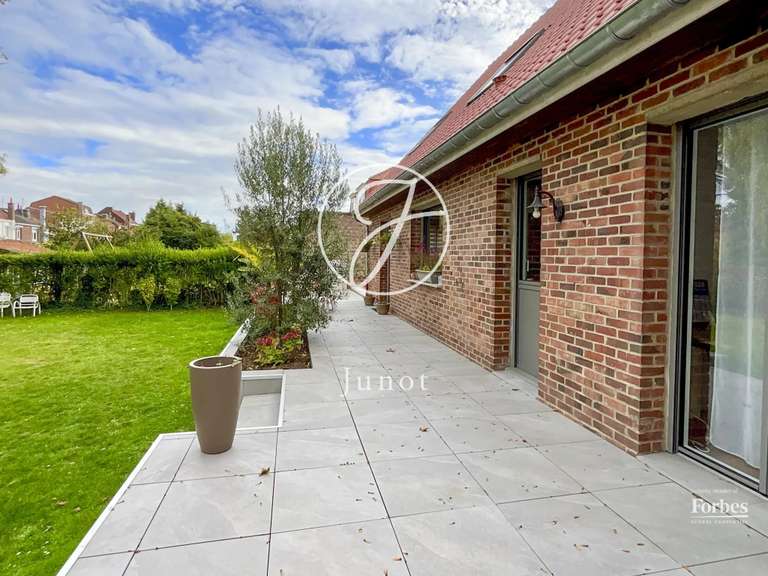 Maison Wasquehal - 4 chambres - 145m²