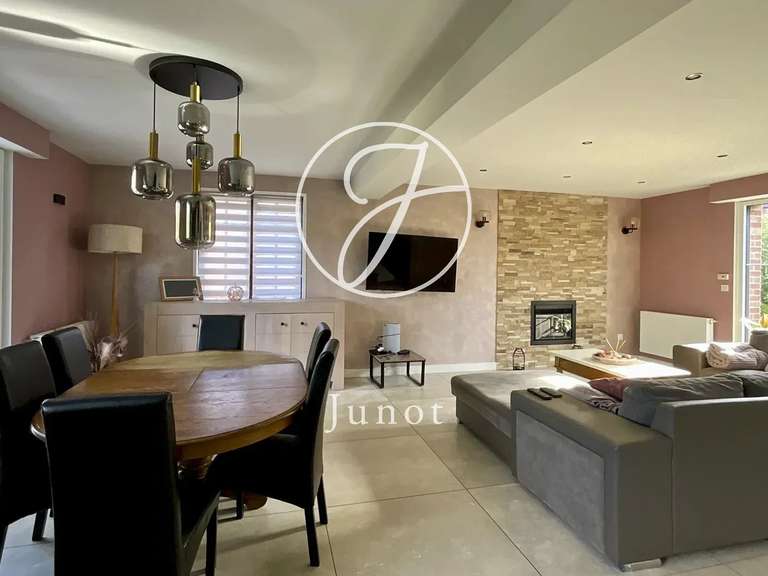 Maison Wasquehal - 4 chambres - 145m²