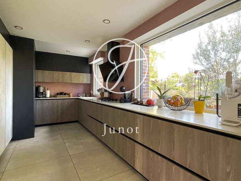 Maison Wasquehal - 4 chambres - 145m²