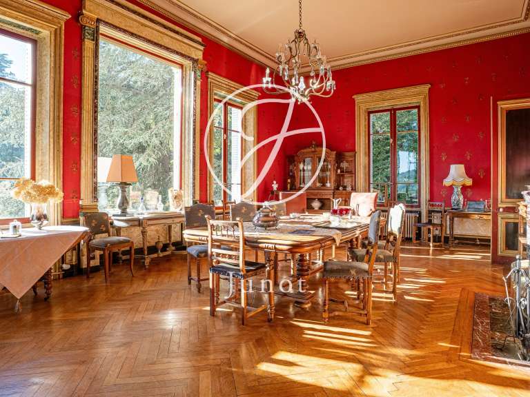 Maison Jujurieux - 15 chambres - 1005m²
