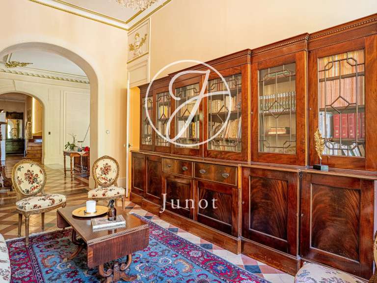 Maison Jujurieux - 15 chambres - 1005m²