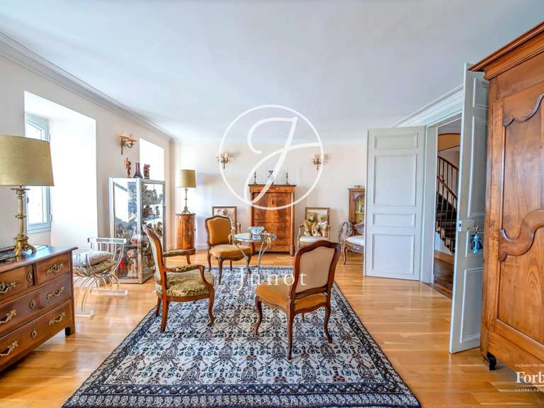 Maison Joigny - 4 chambres - 440m²
