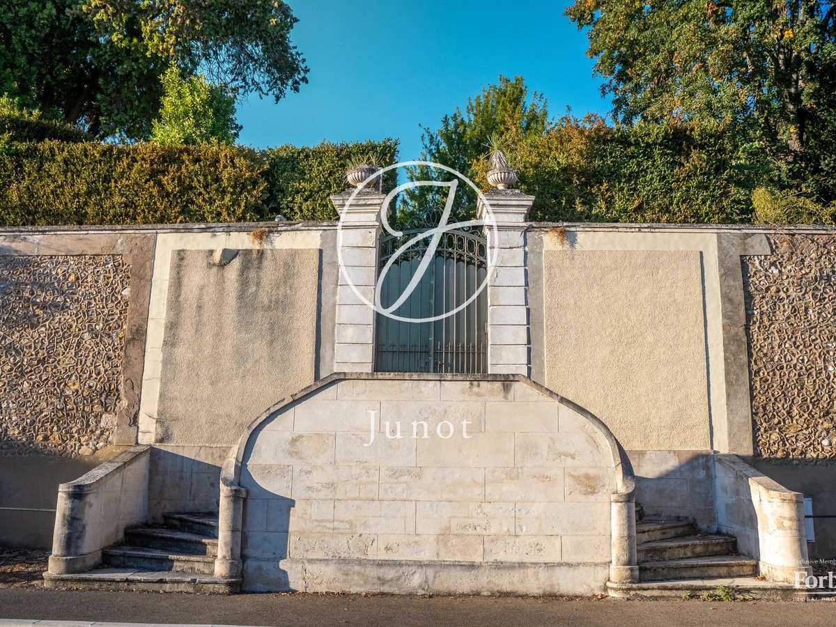 Maison Joigny