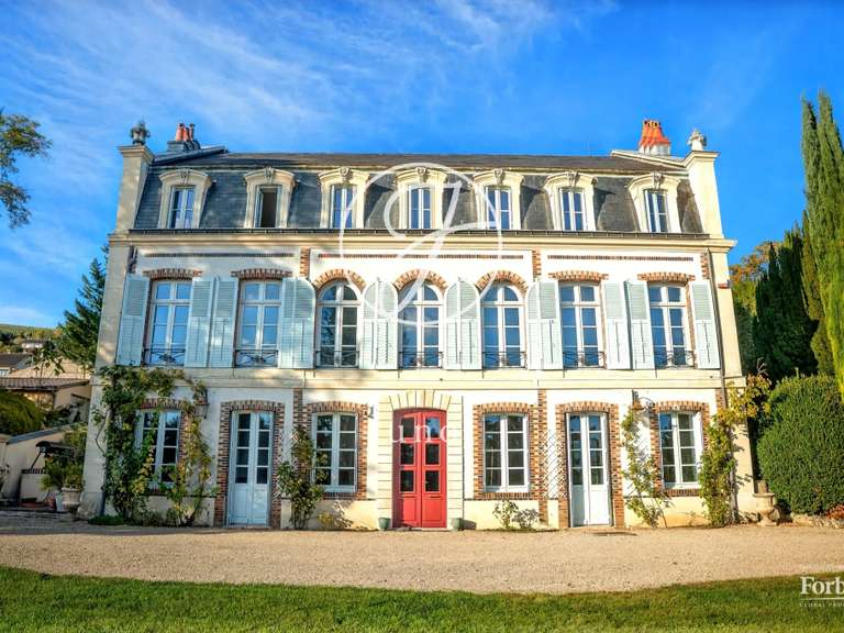 Maison Joigny - 4 chambres - 440m²