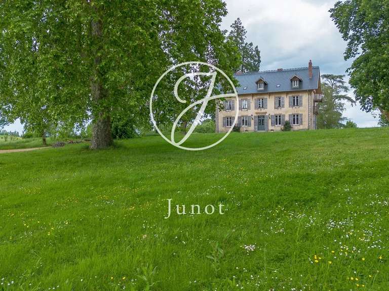 Maison Saint-Saulge - 9 chambres - 410m²