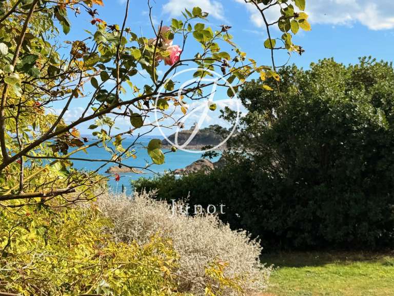 House with Sea view Saint-Quay-Portrieux - 8 bedrooms - 204m²