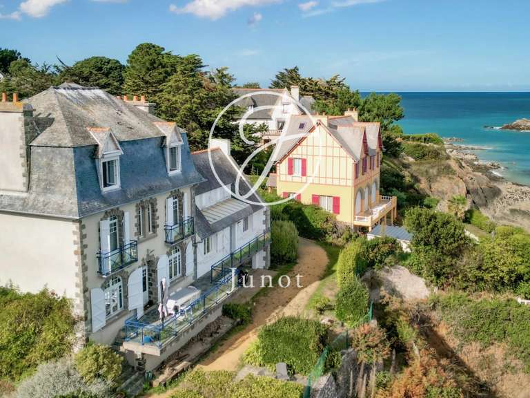 House with Sea view Saint-Quay-Portrieux - 8 bedrooms - 204m²