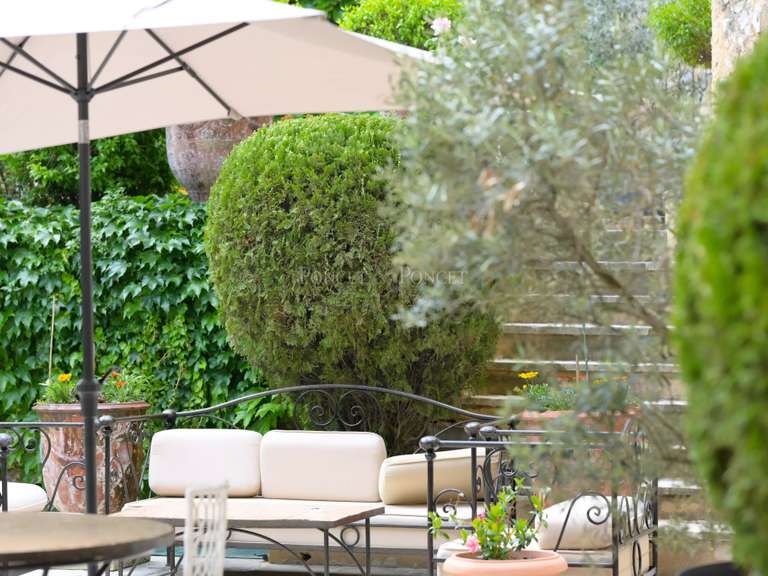 Maison Uzès - 14 chambres - 800m²