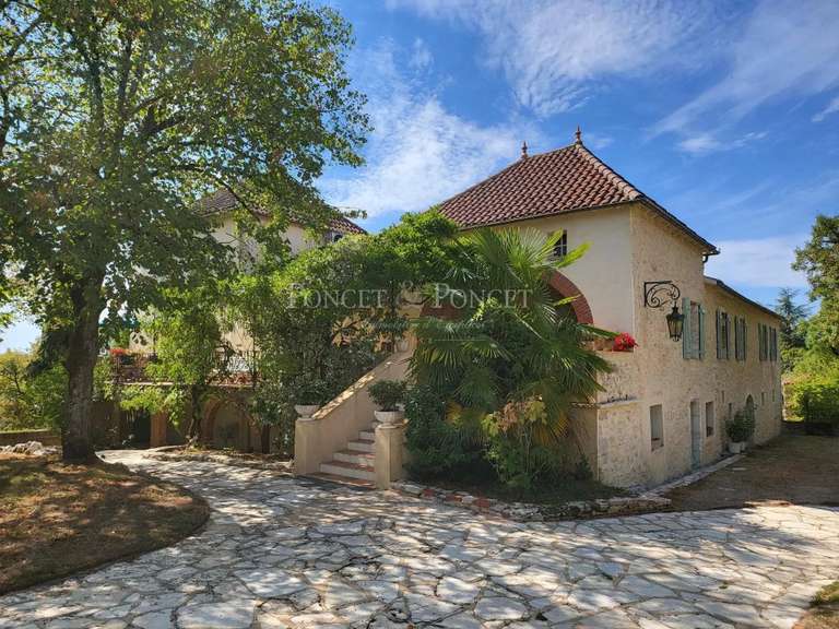Maison Cahors - 9 chambres - 280m²