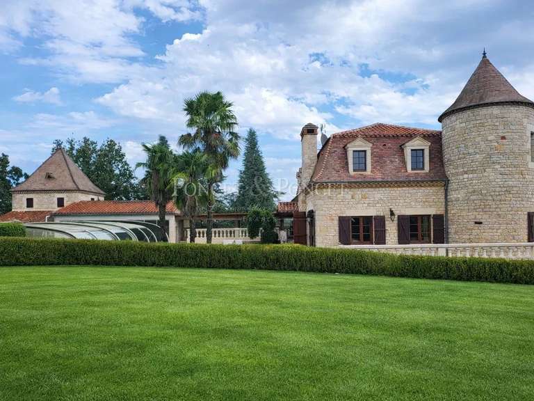 Maison Luzech - 6 chambres - 450m²