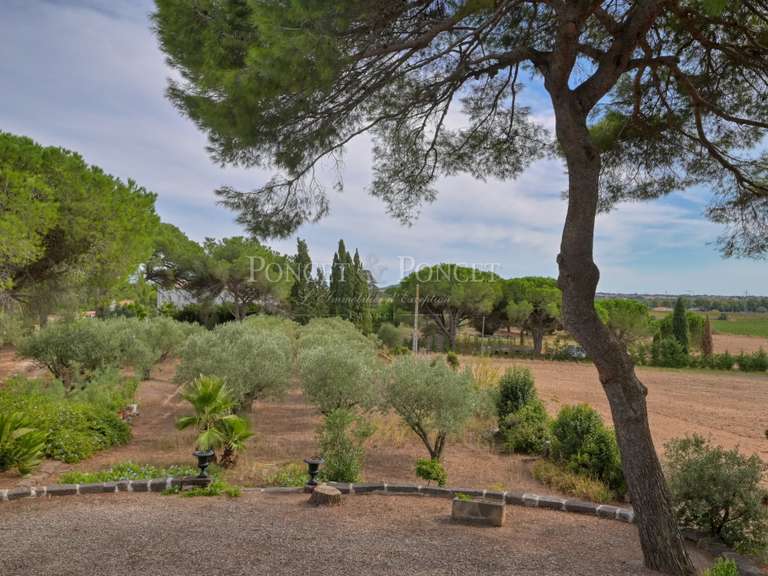 House Agde - 11 bedrooms - 430m²