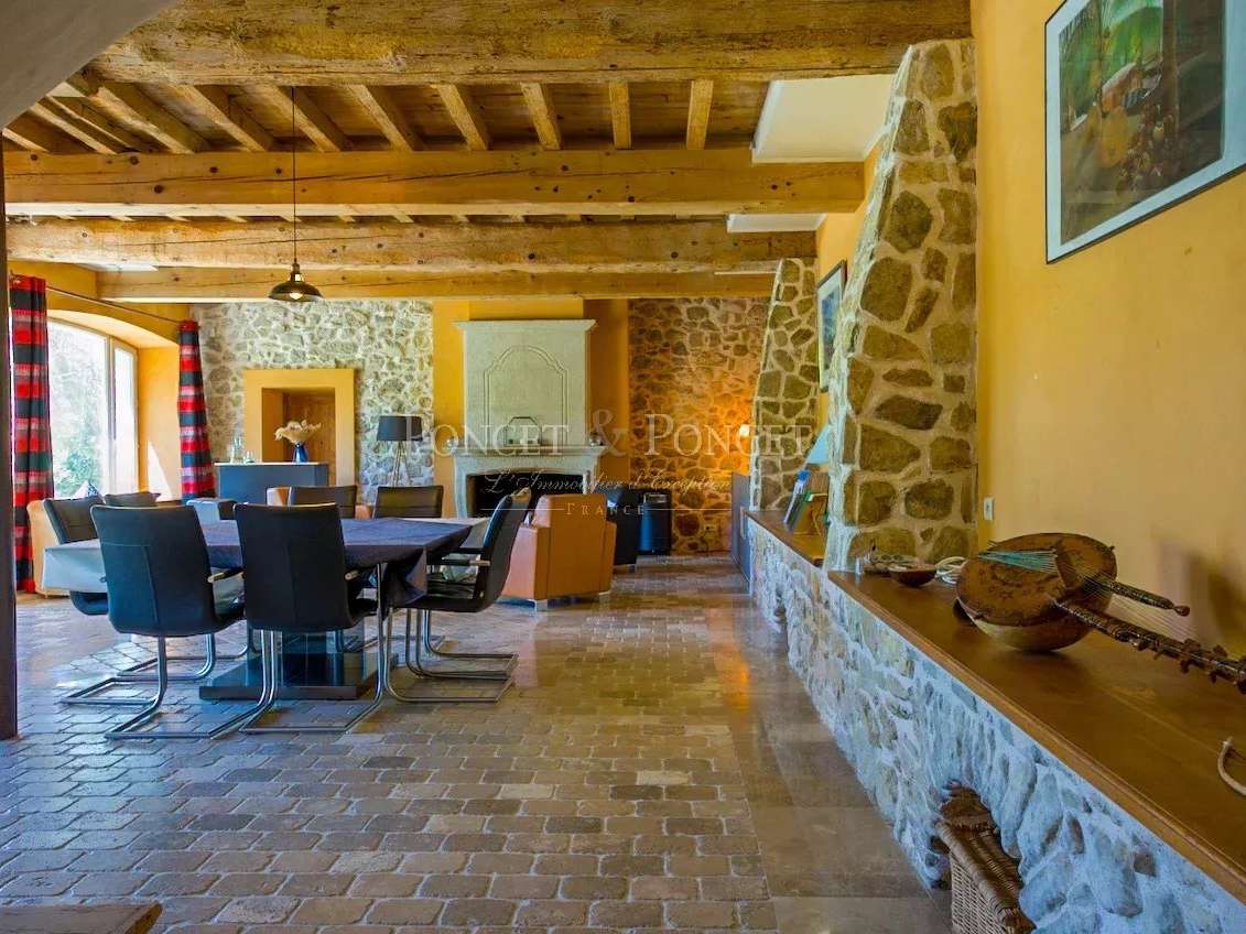 House Limoux