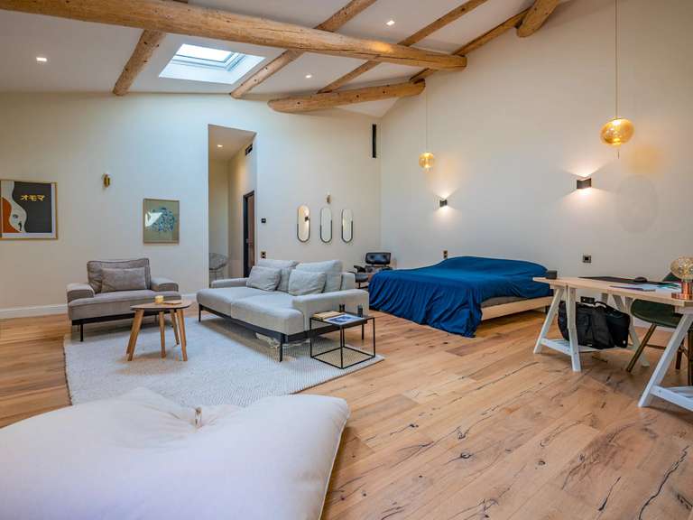Maison Bagnols-en-Forêt - 7 chambres - 486m²
