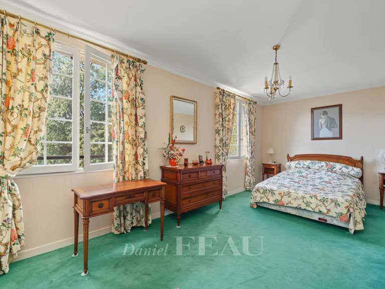 Maison Jouy-en-Josas - 5 chambres - 140m²