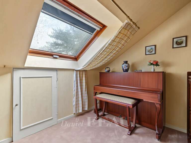Maison Jouy-en-Josas - 5 chambres - 140m²