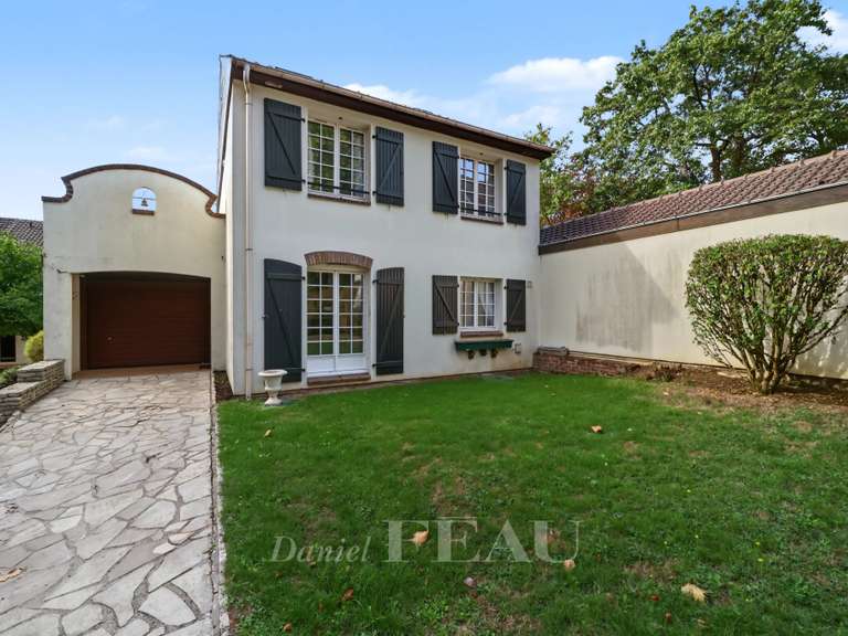 Maison Jouy-en-Josas - 5 chambres - 140m²