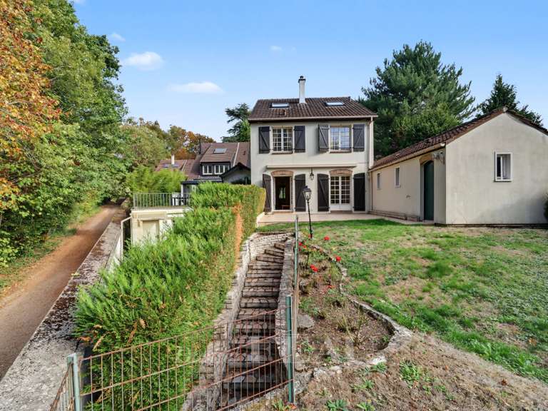 Maison Jouy-en-Josas - 5 chambres - 140m²