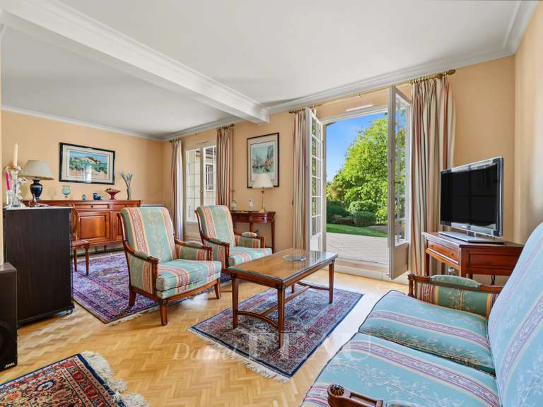 Maison Jouy-en-Josas - 5 chambres - 140m²