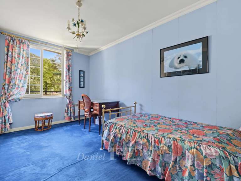Maison Jouy-en-Josas - 5 chambres - 140m²