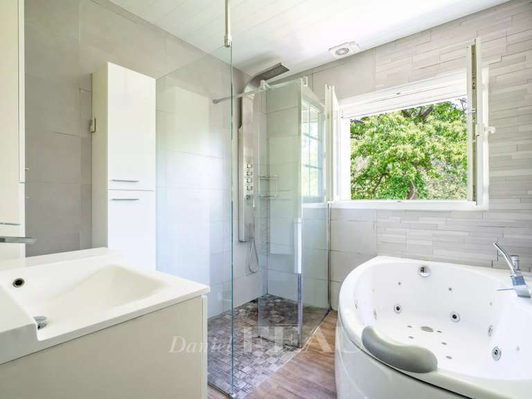 Maison Jouars-Pontchartrain - 5 chambres - 251m²