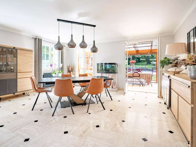 Maison Jouars-Pontchartrain - 5 chambres - 251m²