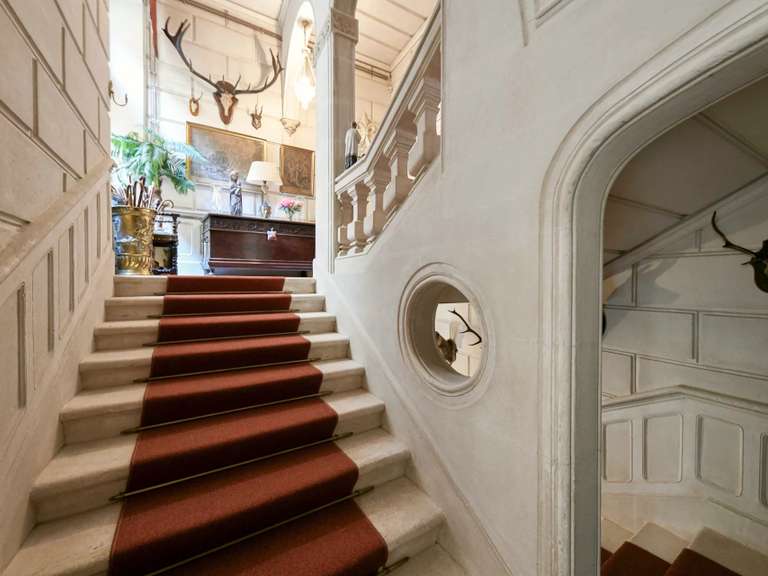 Maison Uzès - 14 chambres - 1029m²