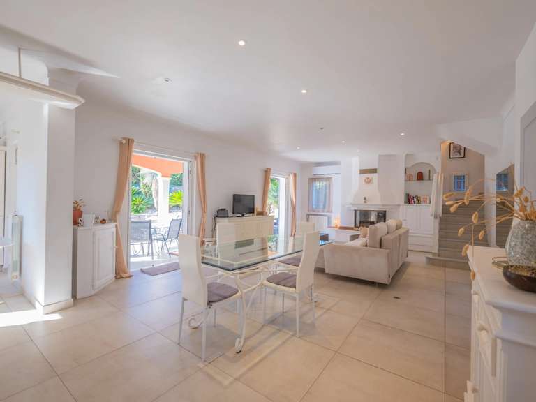 Maison Gassin - 4 chambres - 150m²