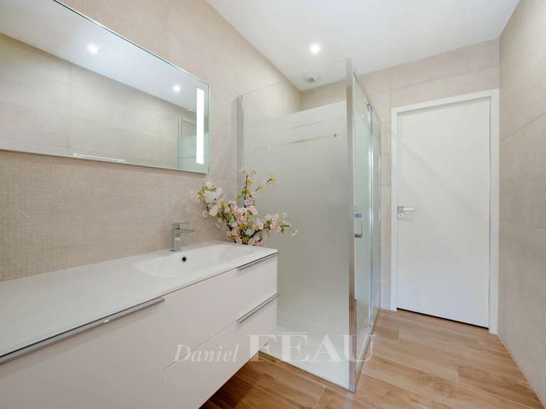 Maison Marseille 7e - 4 chambres - 209m²