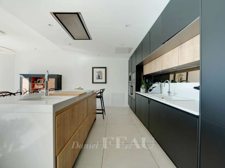 Maison Marseille 7e - 4 chambres - 209m²