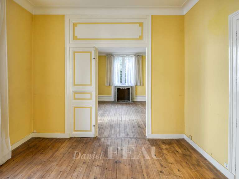 Maison Nantes Centre Ville - 6 chambres - 290m²
